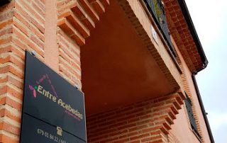fachada entreacebedas